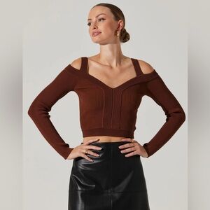 ASTR Brown Off-Shoulder Ribbed Sweater